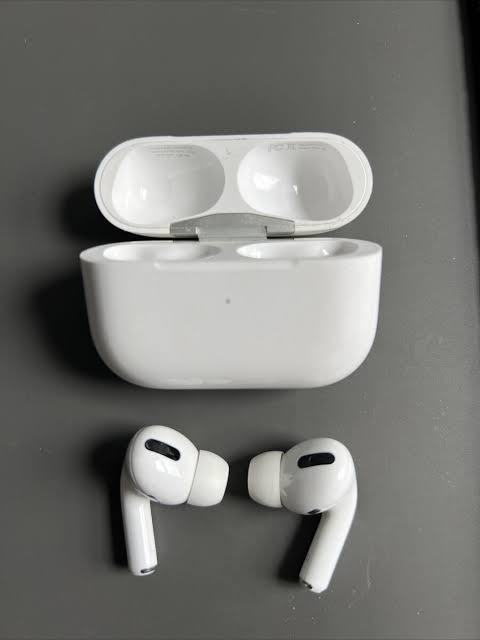 Earpods Pro 2 | White